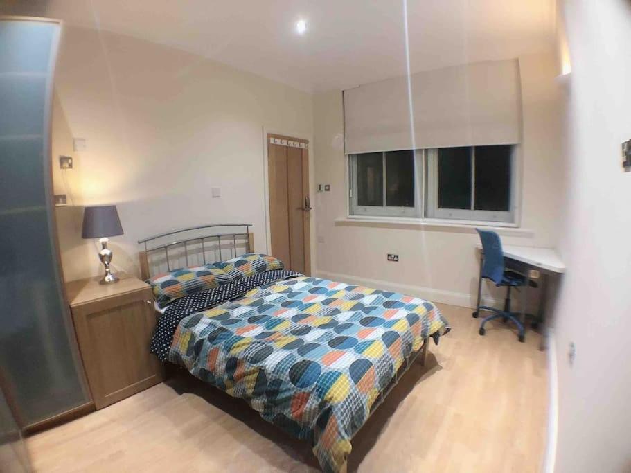 Central London Apartment For Family Upto 5 外观 照片